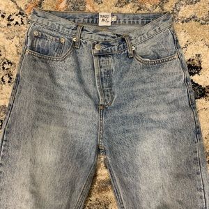 Asymmetrical jeans - princess Polly